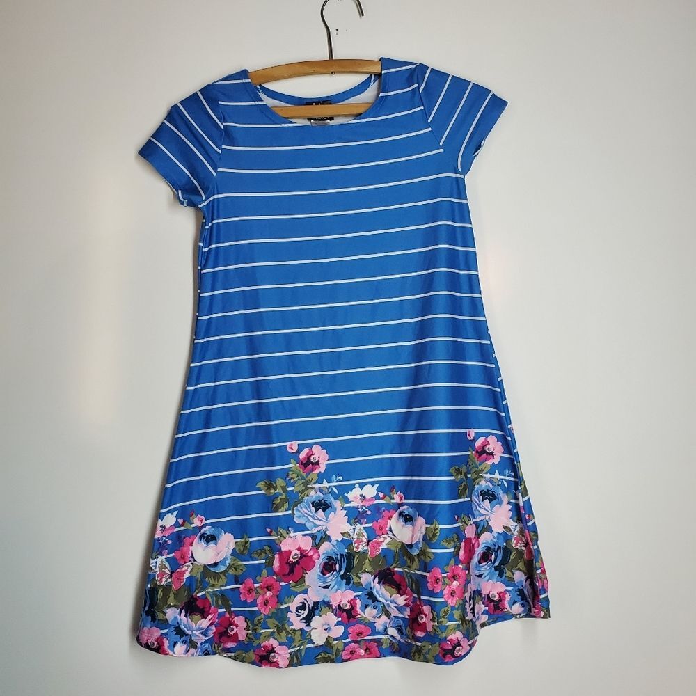 Pink and Violet Short Sleeve Girl's Dress.  Size L